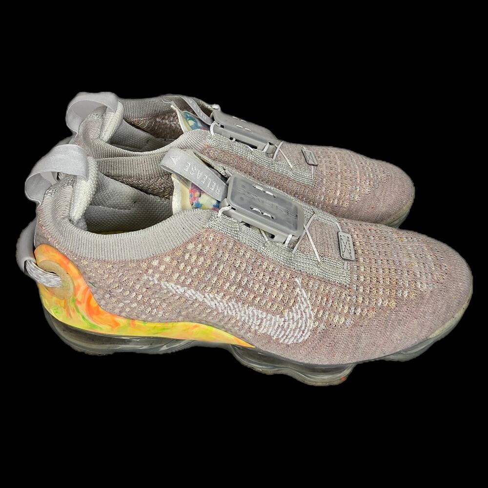 Nike Air VaporMax 2020‎ GS Kids Size 6.5Y CJ4069-005 Light Bone Womens Size 8